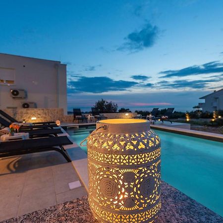 Adris 2 Luxury Modern Apartment With A Pool Novaglia Esterno foto