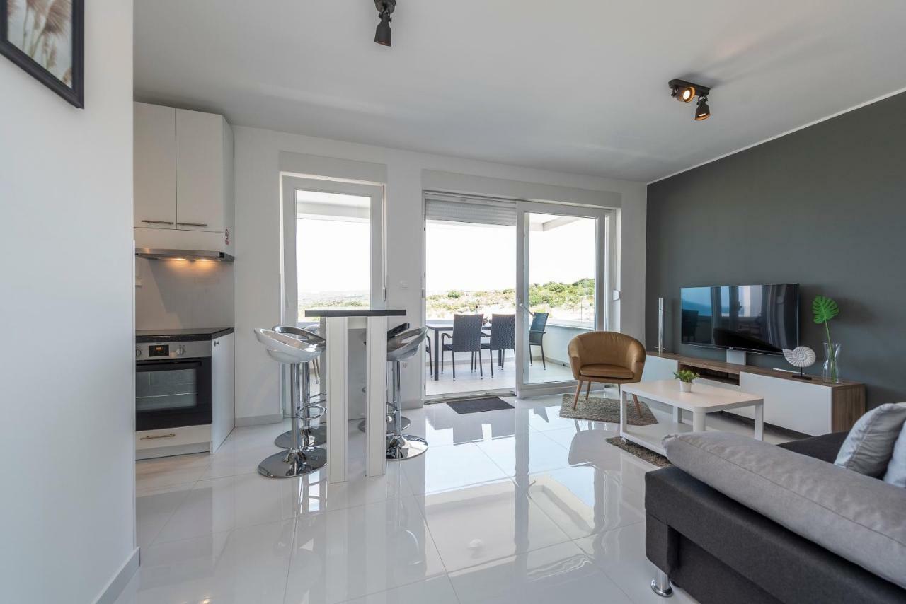 Adris 2 Luxury Modern Apartment With A Pool Novaglia Esterno foto