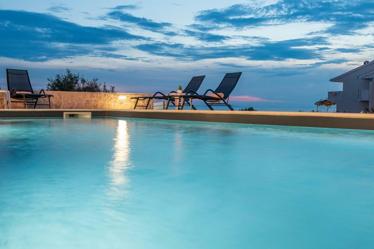 Adris 2 Luxury Modern Apartment With A Pool Novaglia Esterno foto